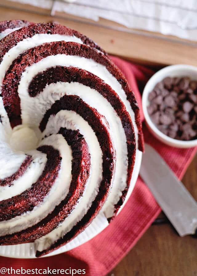 Christmas Red Velvet Bundt Cake - Amycakes Bakes