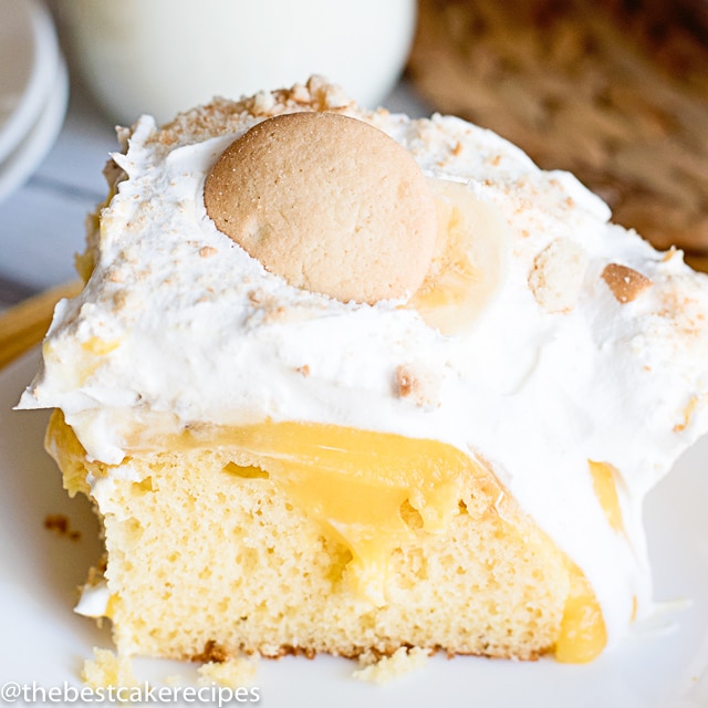 banana pudding cake on a plate