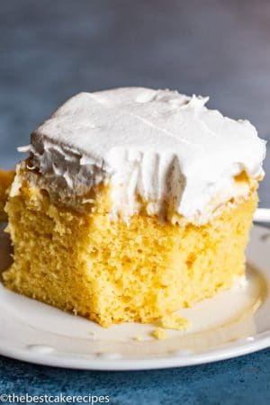 Pineapple Cream Cake Recipe {with Pudding Cream Cheese Layer}