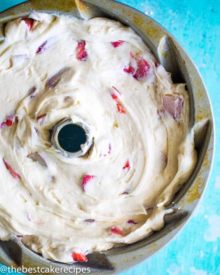 unbaked cake batter in bundt cake pan