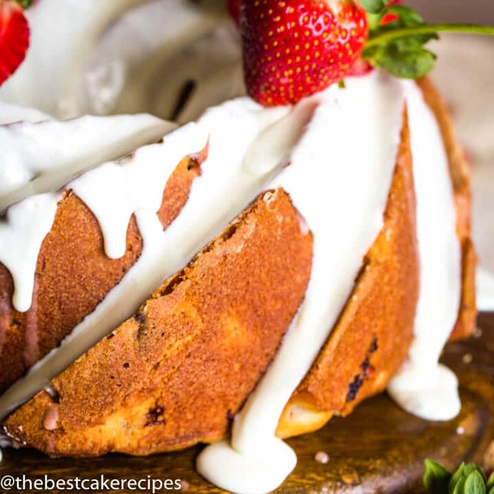 closeup of cream cheese glaze on cake 