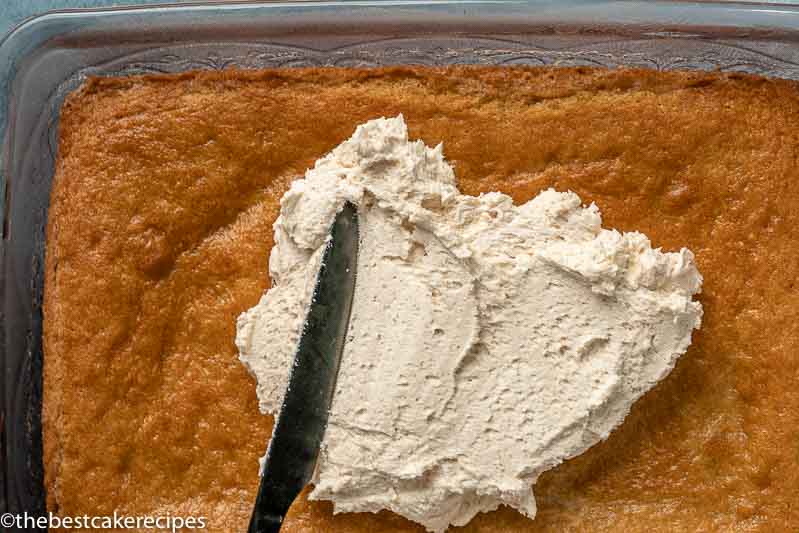 frosting spreading on a cake