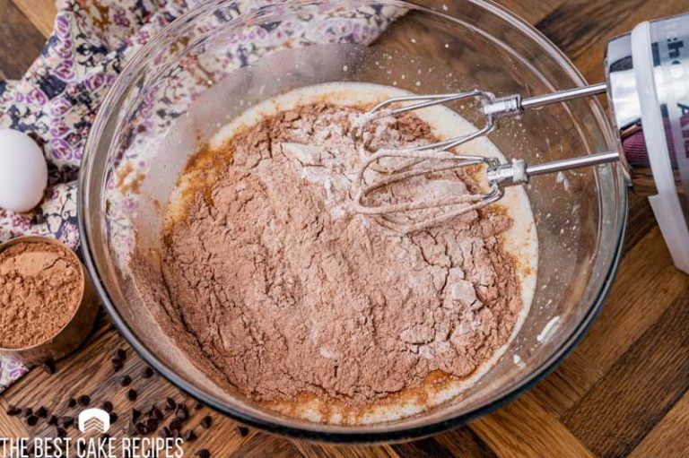 Chocolate Oatmeal Cake With Fudge Frosting The Best Cake Recipes