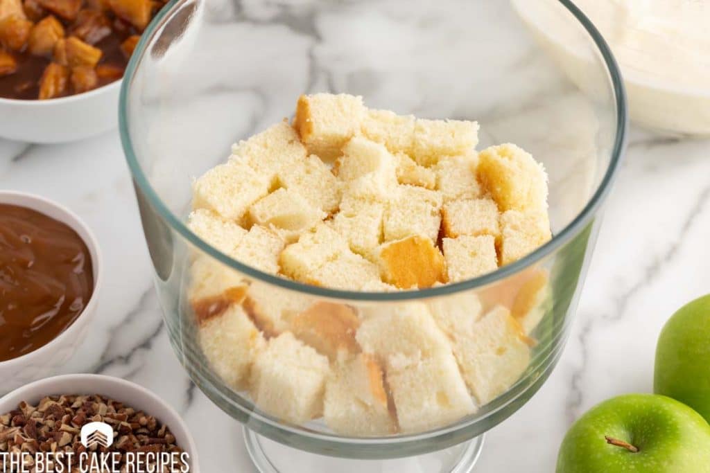 pound cake in a trifle dish