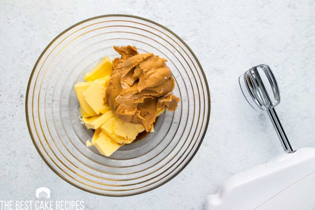 butter and peanut butter in a glass bowl