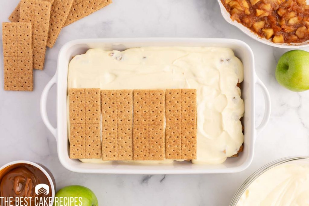 graham crackers over pudding in a baking dish