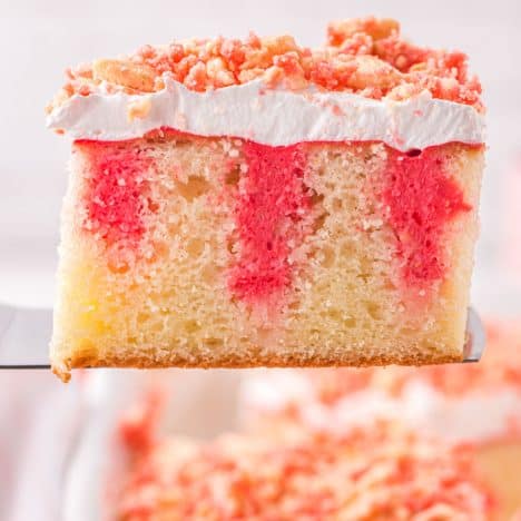 Strawberry Crunch Cheesecake in the Instant Pot - The Best Cake Recipes